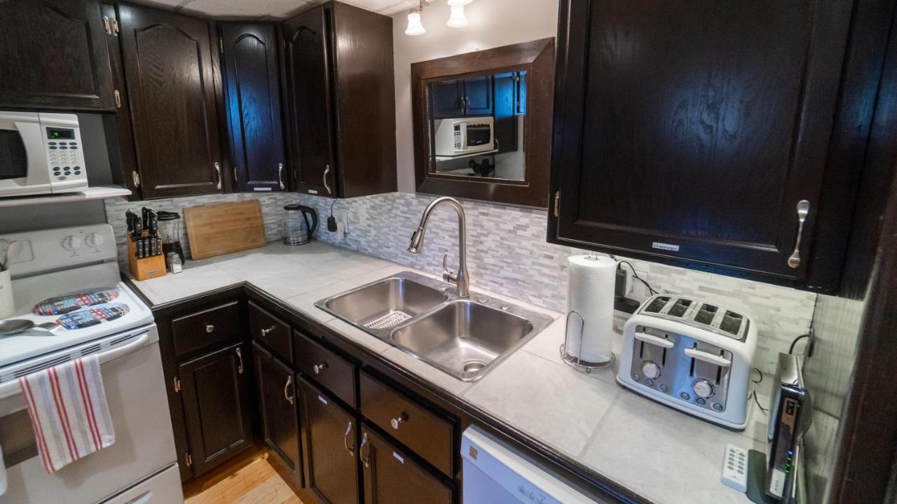 Sunset Tides Apartment Oak Haven Екстериор снимка